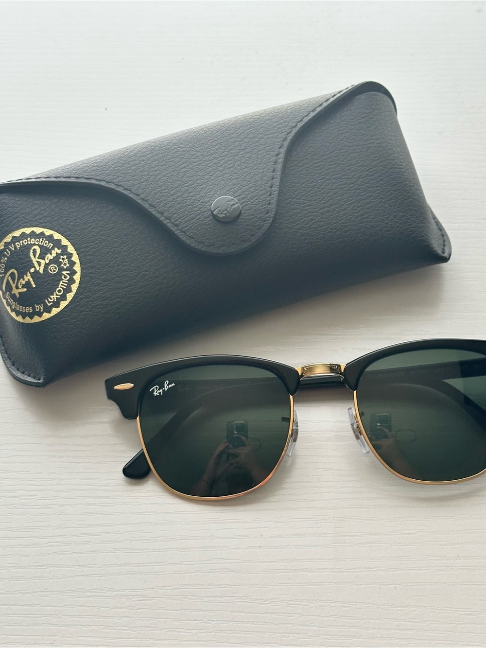 Ray-Ban Clubmaster Sunglasses RB3016 Black Gold